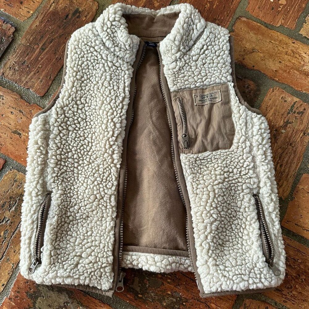 Gap Sherpa vest